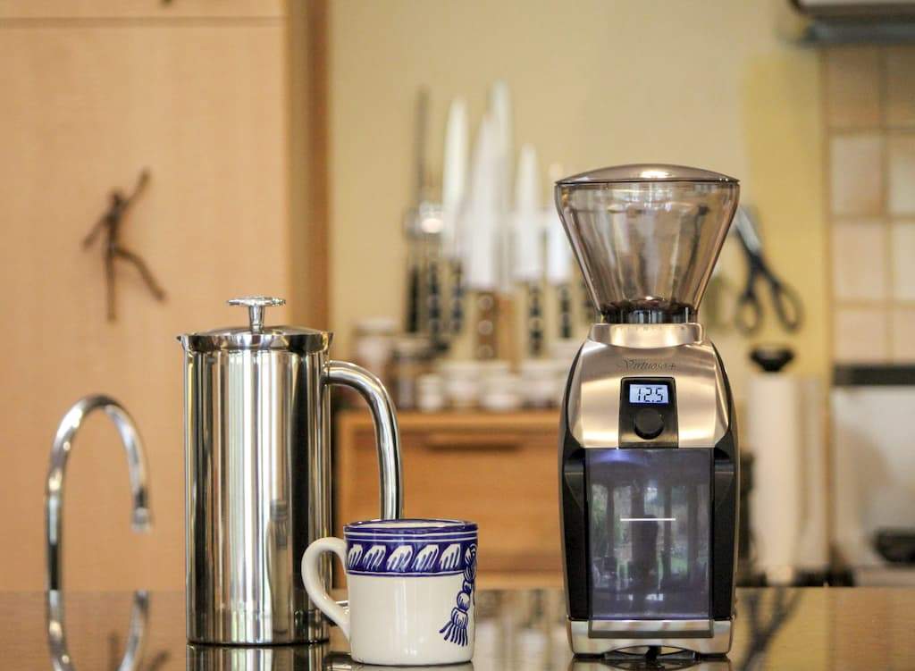 https://www.frenchpresscoffee.com/cdn/shop/products/coffee-grinder-baratza-virtuoso-plus-coffee-grinder-2.jpg?v=1689267365